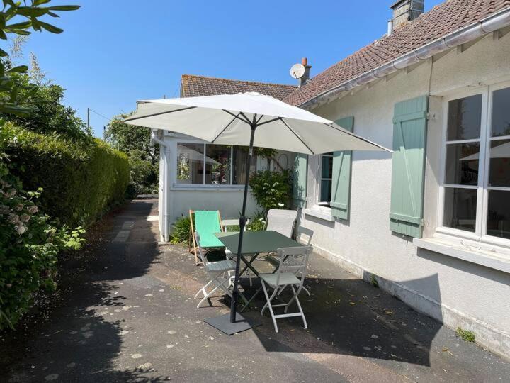 La Maison De Marie A 5 Minutes A Pied De La Plage Avec Parking Privee Et Gratuit Lion-sur-Mer Kültér fotó